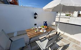 Cozy House In Ostuni With Panoramic Terraces